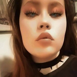 Meet your Posher, Alysha